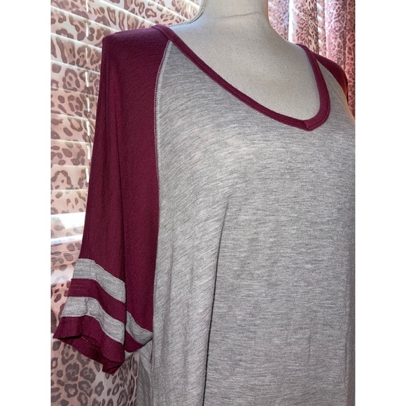 Women’s Burgundy Maurices Quarter Sleeve Shirt 💖 - Picture 14 of 17